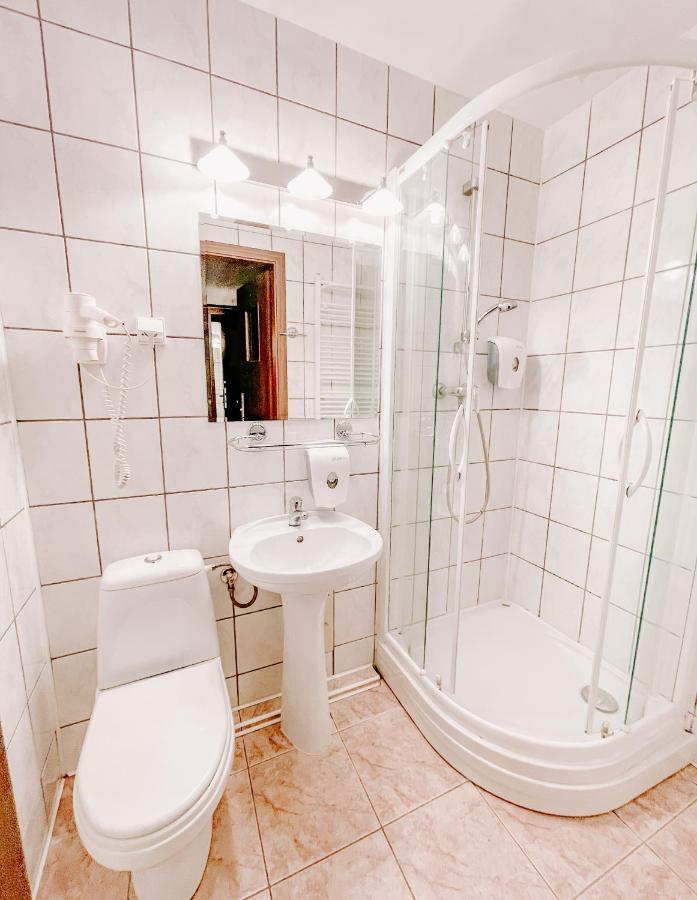 Hotel Promenada Zegrze Białobrzegi Exterior foto