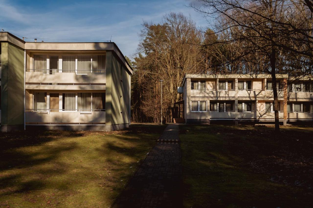Hotel Promenada Zegrze Białobrzegi Exterior foto