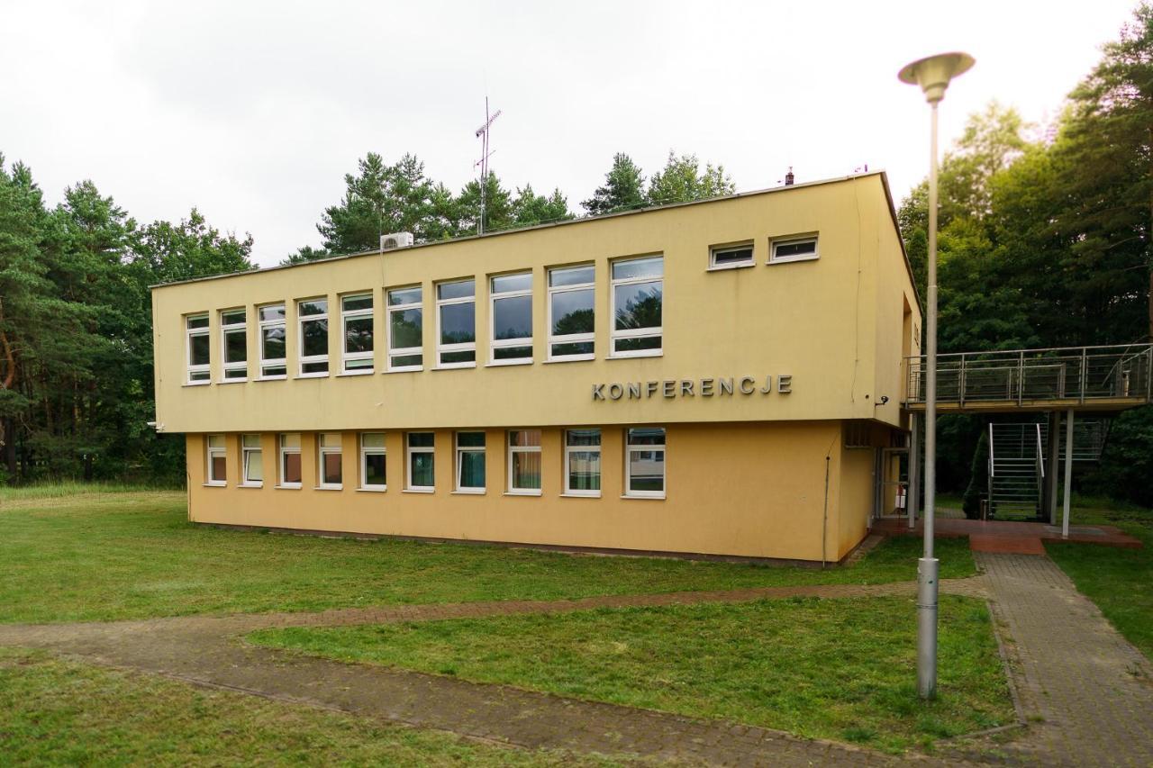 Hotel Promenada Zegrze Białobrzegi Exterior foto
